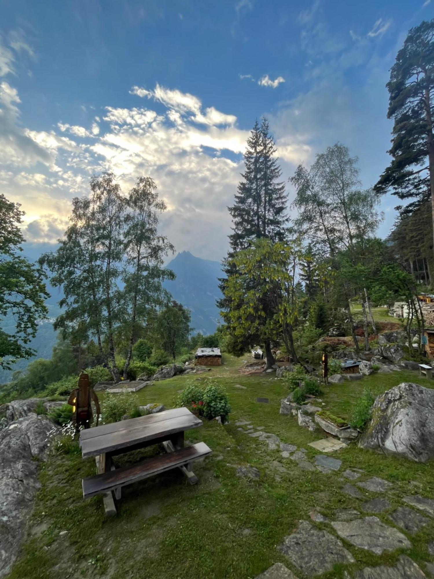 Resalbert Chalet Киавена Екстериор снимка